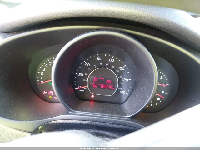 KNDJN2A27J7505981 KIA Soul