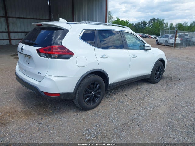 Nissan ROGUE SV 2018 KNMAT2MT9JP583334 Image 4