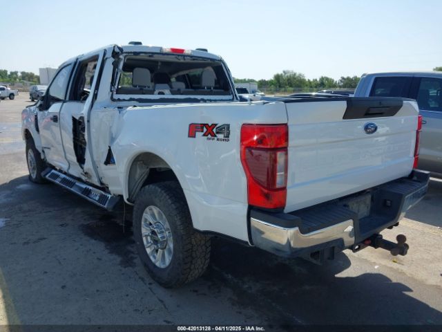 1FT7W2BT9NEE21645 Ford F-250 Xlt