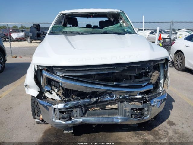 1FT7W2BT9NEE21645 Ford F-250 Xlt