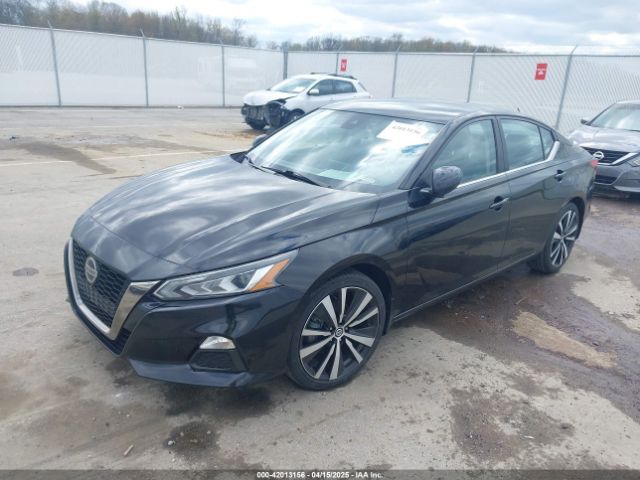 1N4BL4CVXNN365042 Nissan Altima Sr Fwd