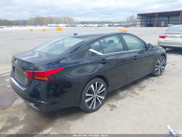 1N4BL4CVXNN365042 Nissan Altima Sr Fwd