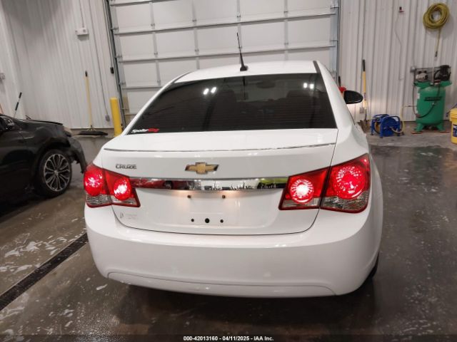 1G1PA5SH8E7417255 Chevrolet Cruze Ls Auto