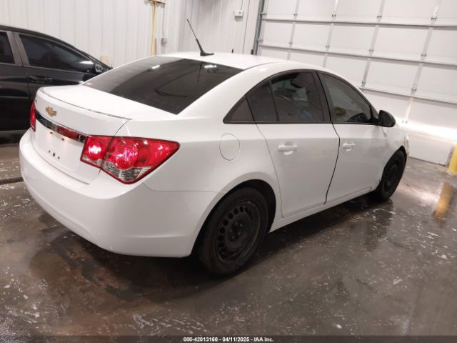1G1PA5SH8E7417255 Chevrolet Cruze Ls Auto