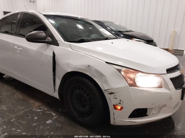 1G1PA5SH8E7417255 Chevrolet Cruze Ls Auto