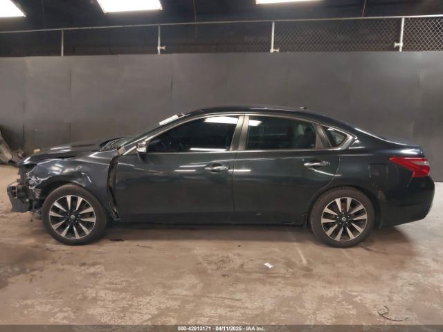 1N4AL3AP2JC142302 Nissan Altima 2.5 Sl
