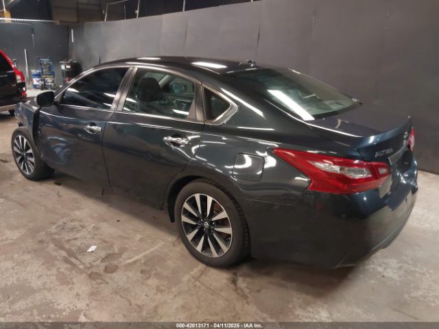 1N4AL3AP2JC142302 Nissan Altima 2.5 Sl