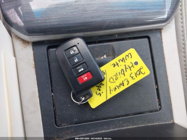 4T1BD1FK2EU103752 Toyota Camry Hybrid Xle