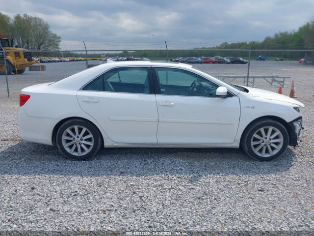 4T1BD1FK2EU103752 Toyota Camry Hybrid Xle