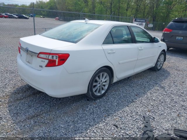 4T1BD1FK2EU103752 Toyota Camry Hybrid Xle