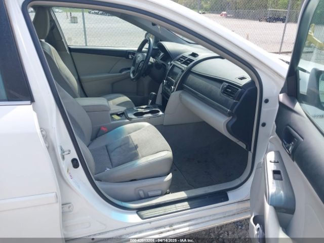 4T1BD1FK2EU103752 Toyota Camry Hybrid Xle