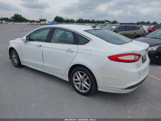 3FA6P0HD4ER214077 Ford FUSION SE