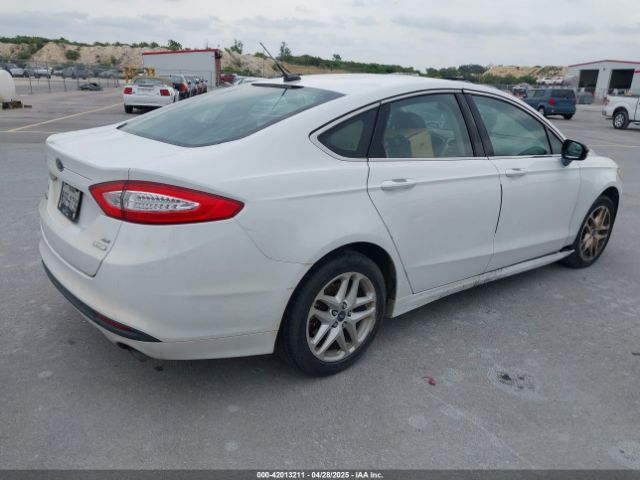 3FA6P0HD4ER214077 Ford FUSION SE