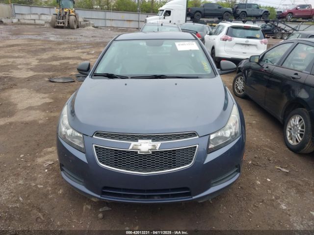 1G1PA5SH9E7274901 Chevrolet Cruze Ls Auto