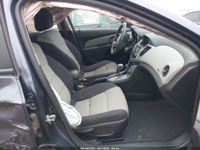 1G1PA5SH9E7274901 Chevrolet Cruze Ls Auto