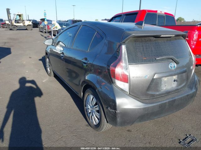 JTDKDTB37F1113016 Toyota Prius C Two