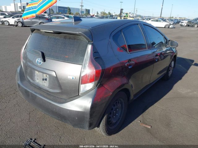 JTDKDTB37F1113016 Toyota Prius C Two