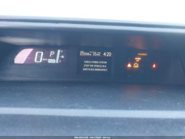 JTDKDTB37F1113016 Toyota Prius C Two
