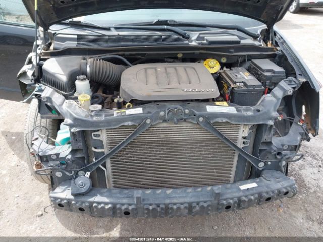 2C4RDGEG0JR299040 Dodge Grand Caravan Gt