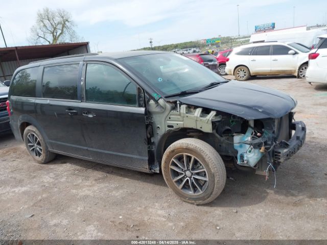 2C4RDGEG0JR299040 Dodge Grand Caravan Gt