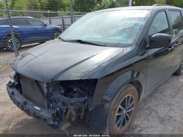 2C4RDGEG0JR299040 Dodge Grand Caravan Gt