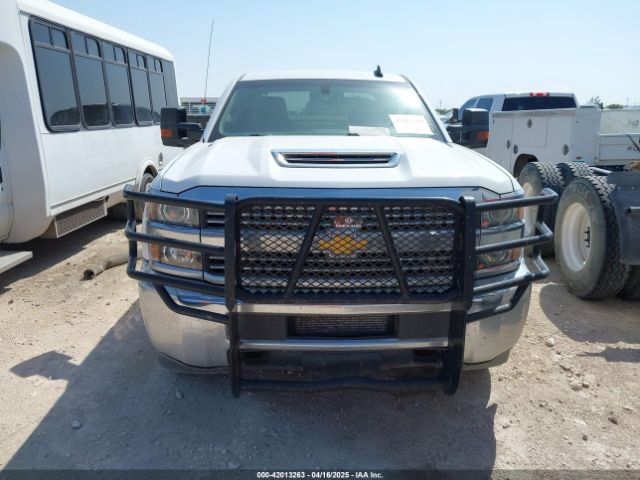 1GC1KUEY2JF267885 Chevrolet Silverado 2500hd Wt