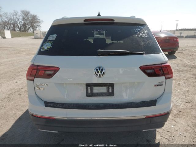 3VV2B7AXXJM119701 Volkswagen Tiguan