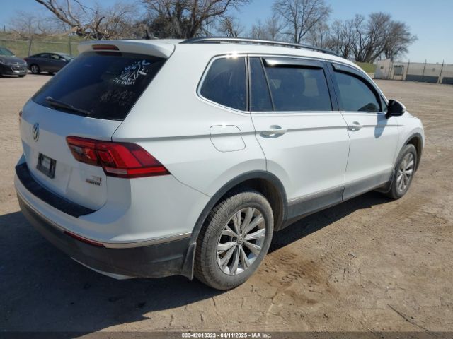 3VV2B7AXXJM119701 Volkswagen Tiguan