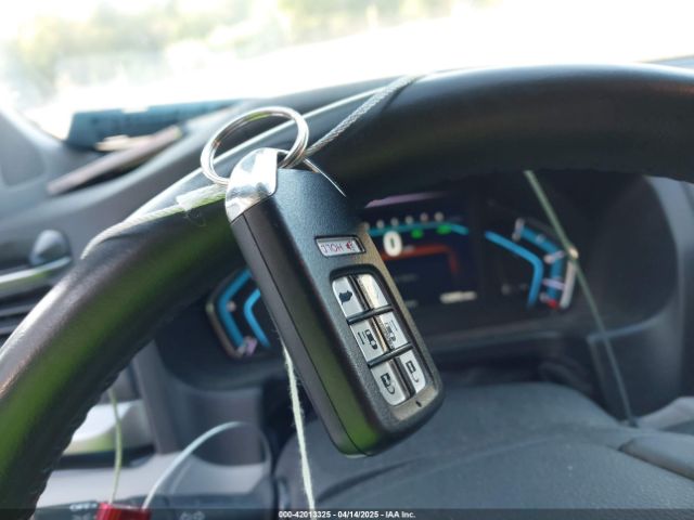 5FNRL6H9XKB078665 Honda Odyssey Elite
