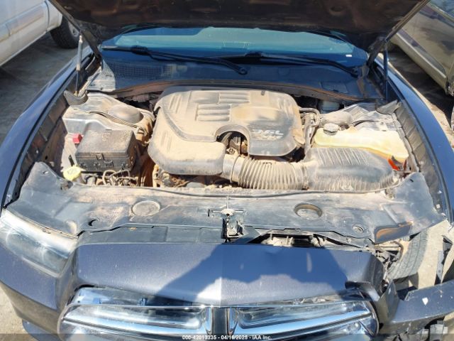 2C3CDXHG5EH288102 Dodge Charger Sxt