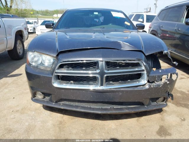 2C3CDXHG5EH288102 Dodge Charger Sxt