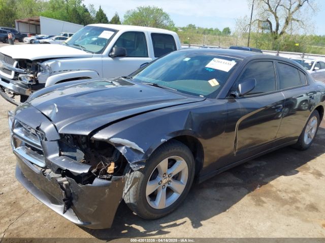 2C3CDXHG5EH288102 Dodge Charger Sxt