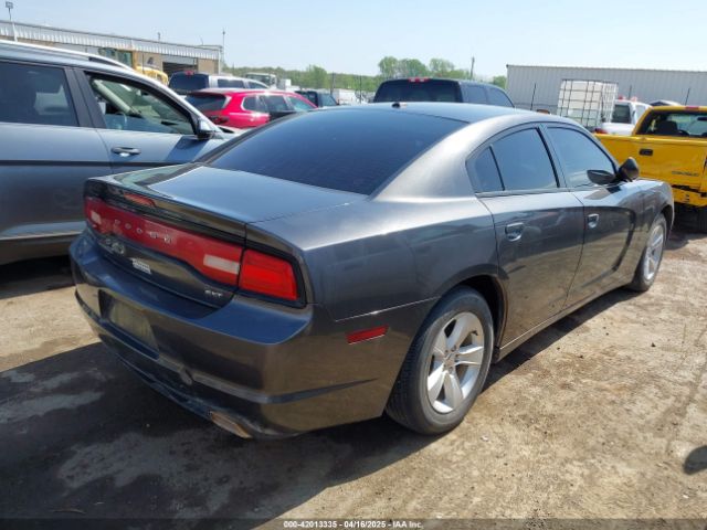 2C3CDXHG5EH288102 Dodge Charger Sxt