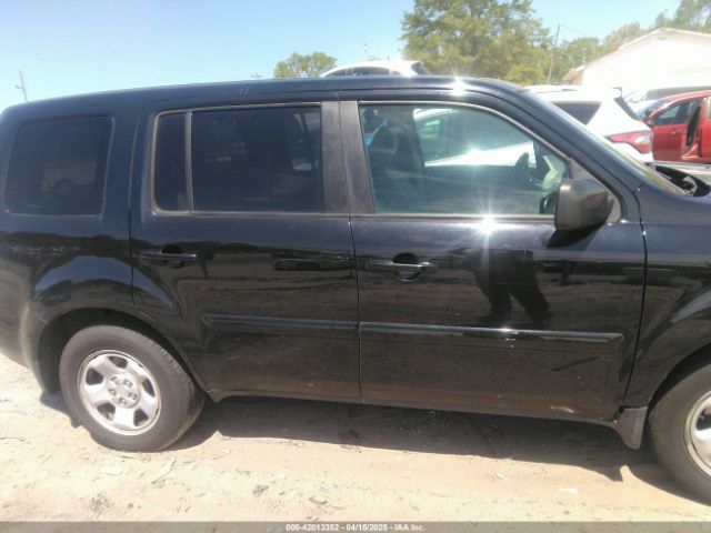 5FNYF4H38FB071223 Honda PILOT SE