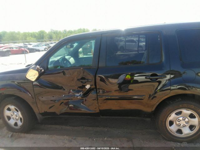 5FNYF4H38FB071223 Honda PILOT SE