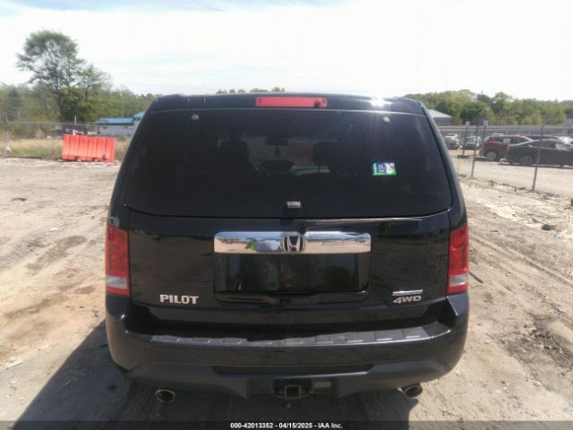 5FNYF4H38FB071223 Honda PILOT SE
