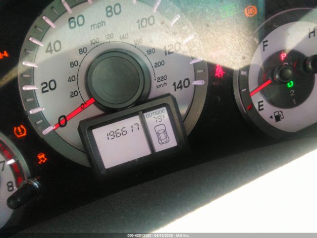 5FNYF4H38FB071223 Honda PILOT SE