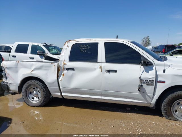 1C6RR7KT8MS588602 RAM 1500 Classic Tradesman  4x4 5'7 Box