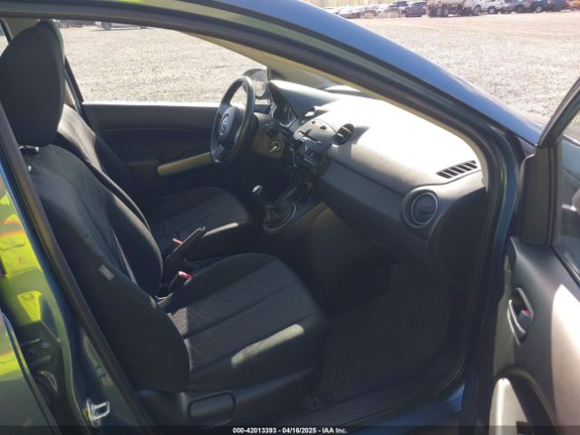JM1DE1KZ1E0188877 Mazda Mazda2 Sport