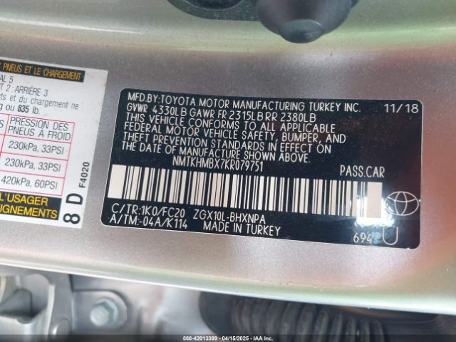NMTKHMBX7KR079751 Toyota C-HR LE