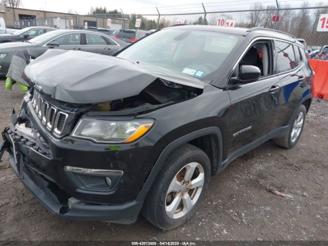 3C4NJDBB2JT108035 Jeep Compass Latitude 4x4