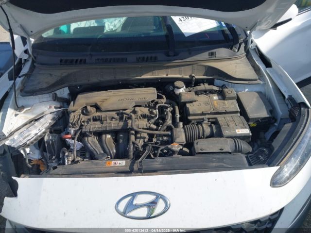 KM8K62AB9NU881831 Hyundai Kona Sel
