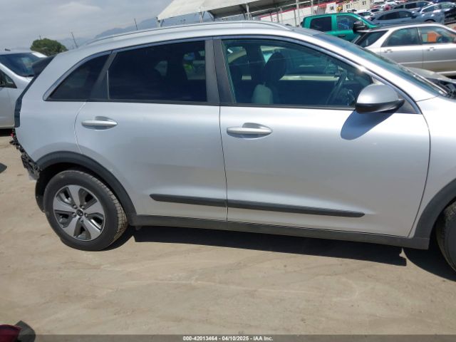 KNDCB3LCXL5397836 KIA NIRO LX