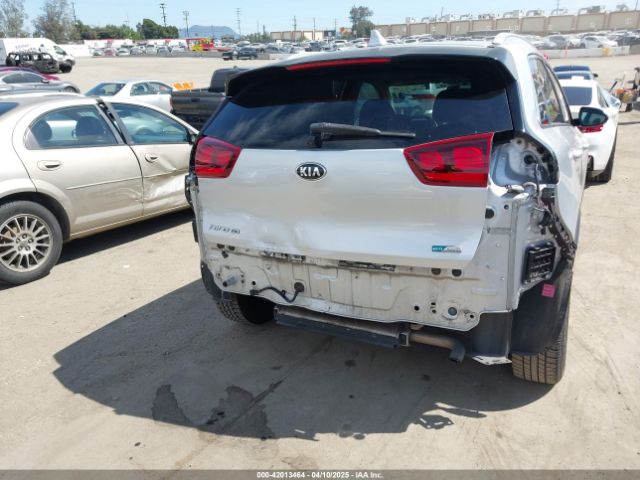 KNDCB3LCXL5397836 KIA NIRO LX