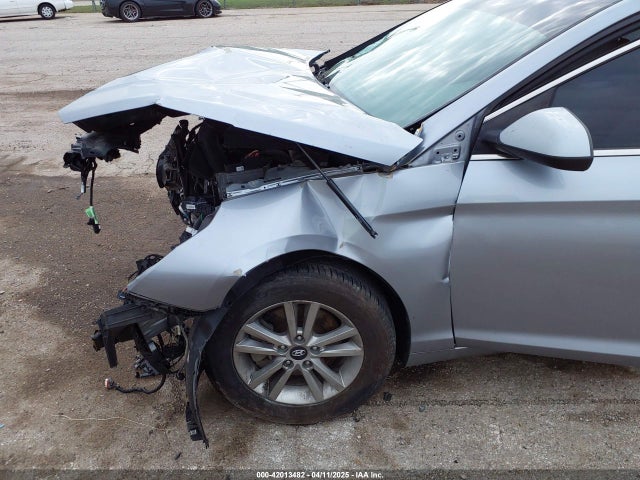 5NPE24AF1FH156974 Hyundai SONATA SE