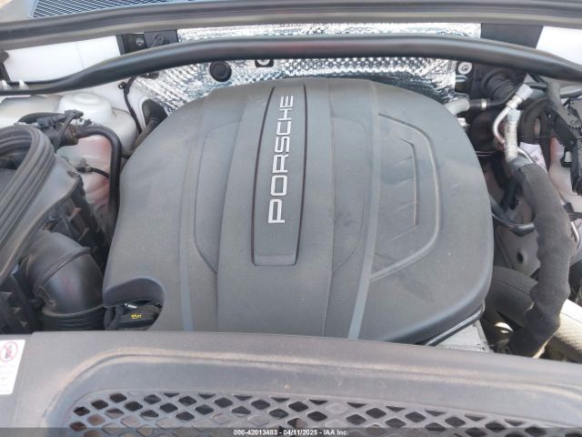 2021 PORSCHE MACAN WP1AA2A59MLB00947 Photo 9