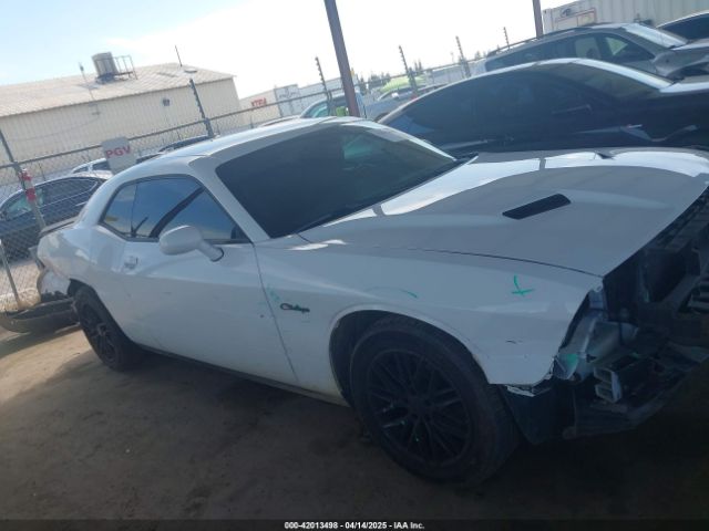 2C3CDZAG5FH793516 Dodge Challenger Sxt