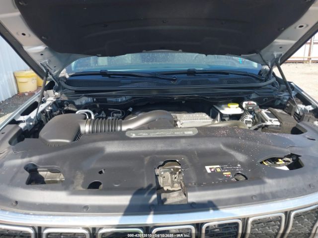 1C4SJVDT4NS144766 Jeep Wagoneer Series Iii 4x4