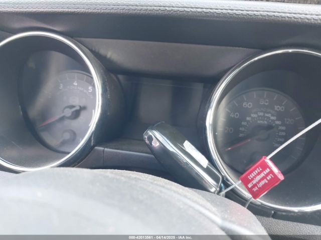 1FA6P8AM8F5359779 Ford Mustang V6
