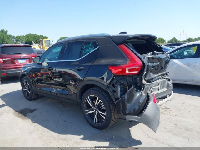 YV4L12UJ1S2557593 Volvo Xc40 B5 Core Bright Theme